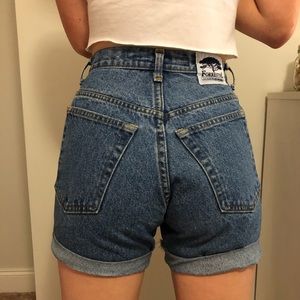 Adorable vintage jean shorts :)